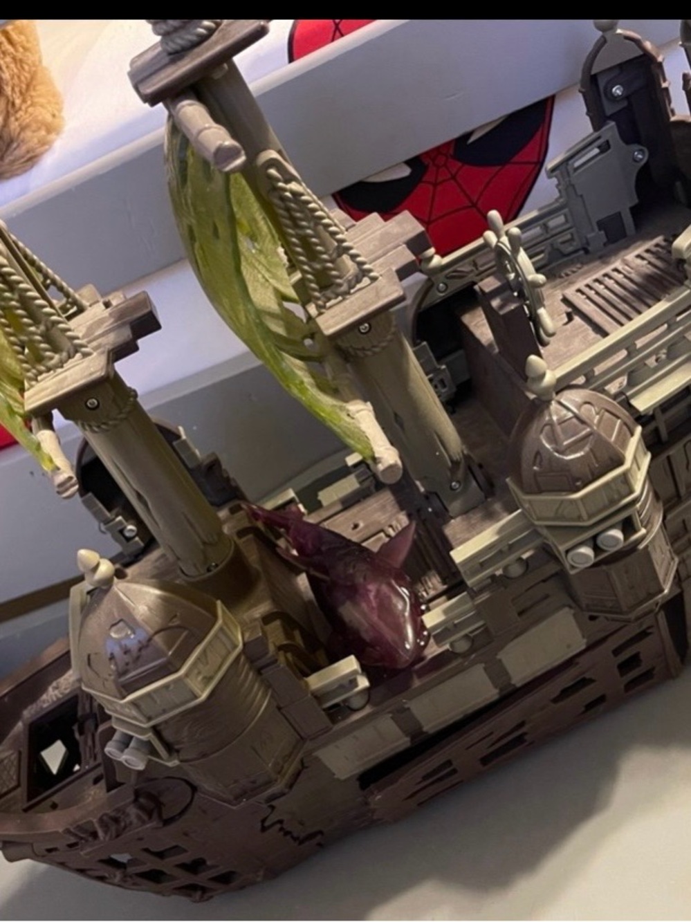 Disney Pirates Of The Caribbean Spinmasters Silent Mary Toy Ghost Ship